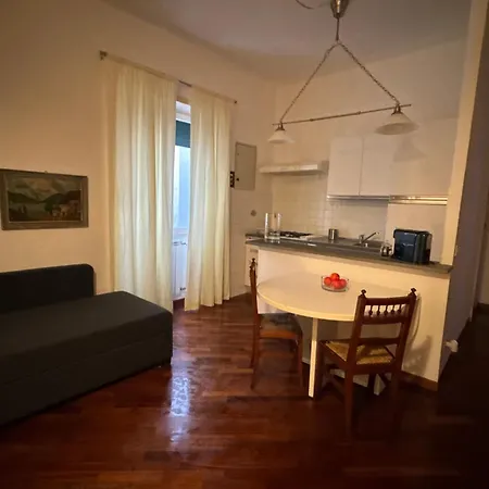 דירה Anita S Apartment,castelletto ג'נובה